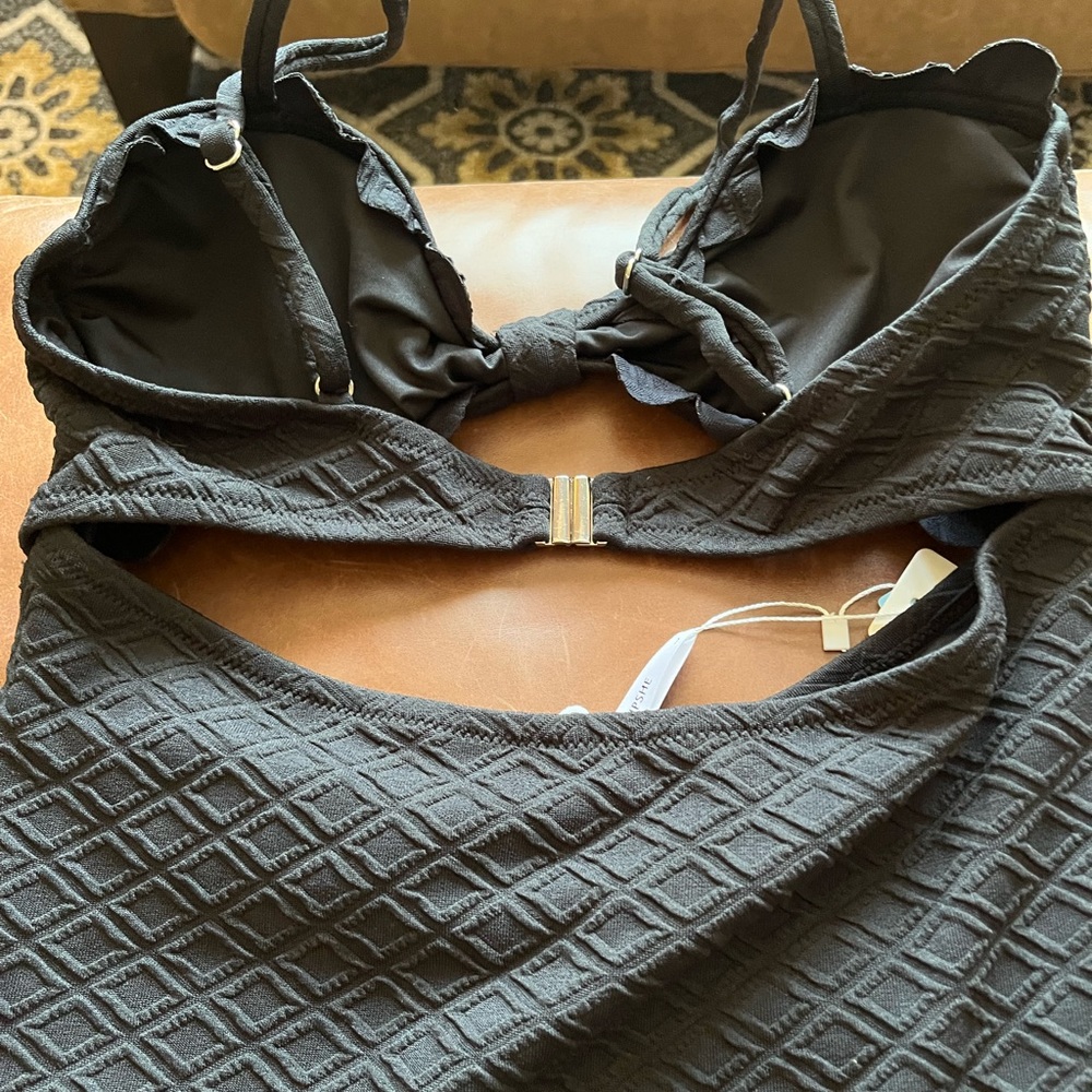 Cupshe black one piece bathing suit. Size L. NWT. High waisted bottom. - Picture 6 of 10